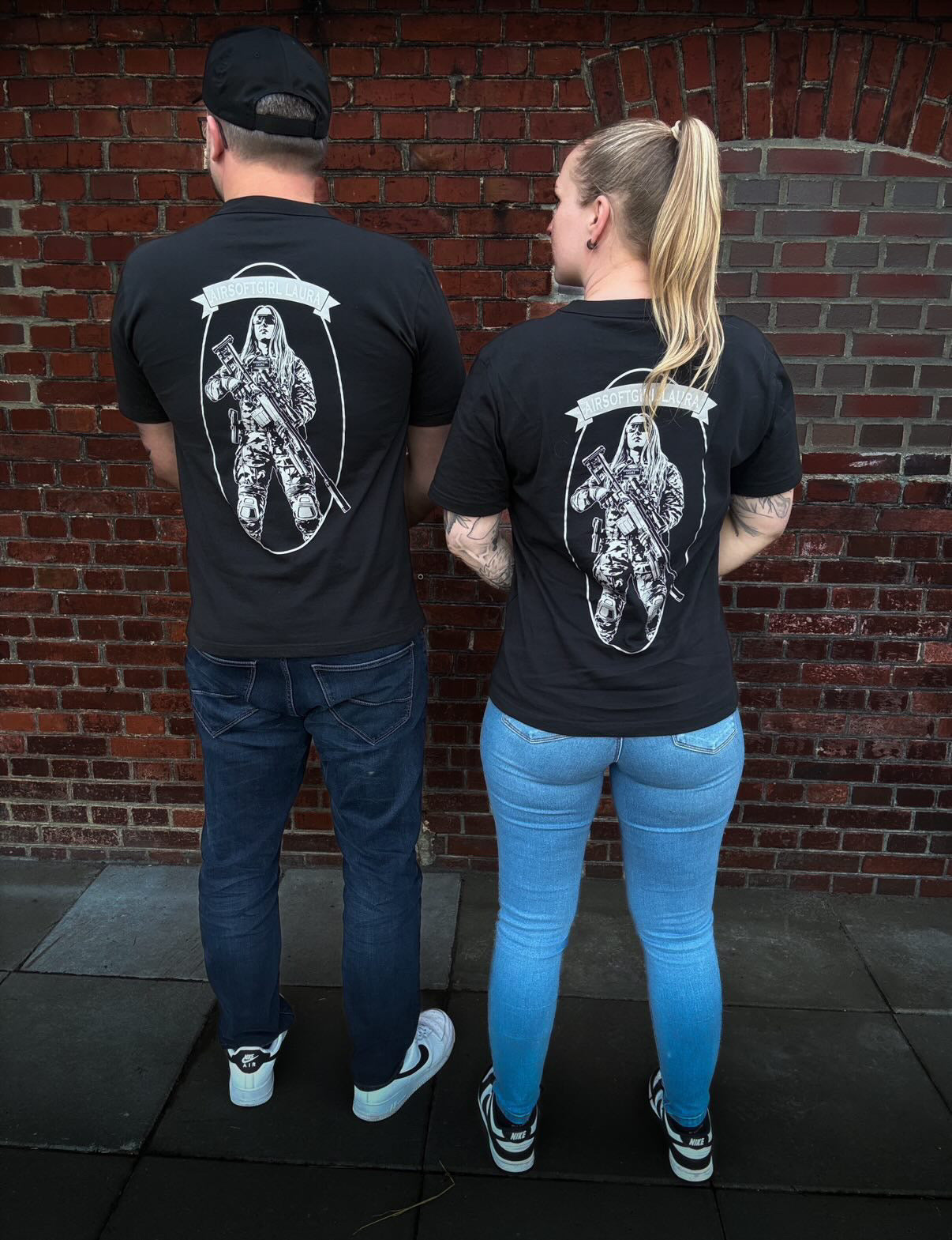 T-SHIRT - AIRSOFTGIRL LAURA