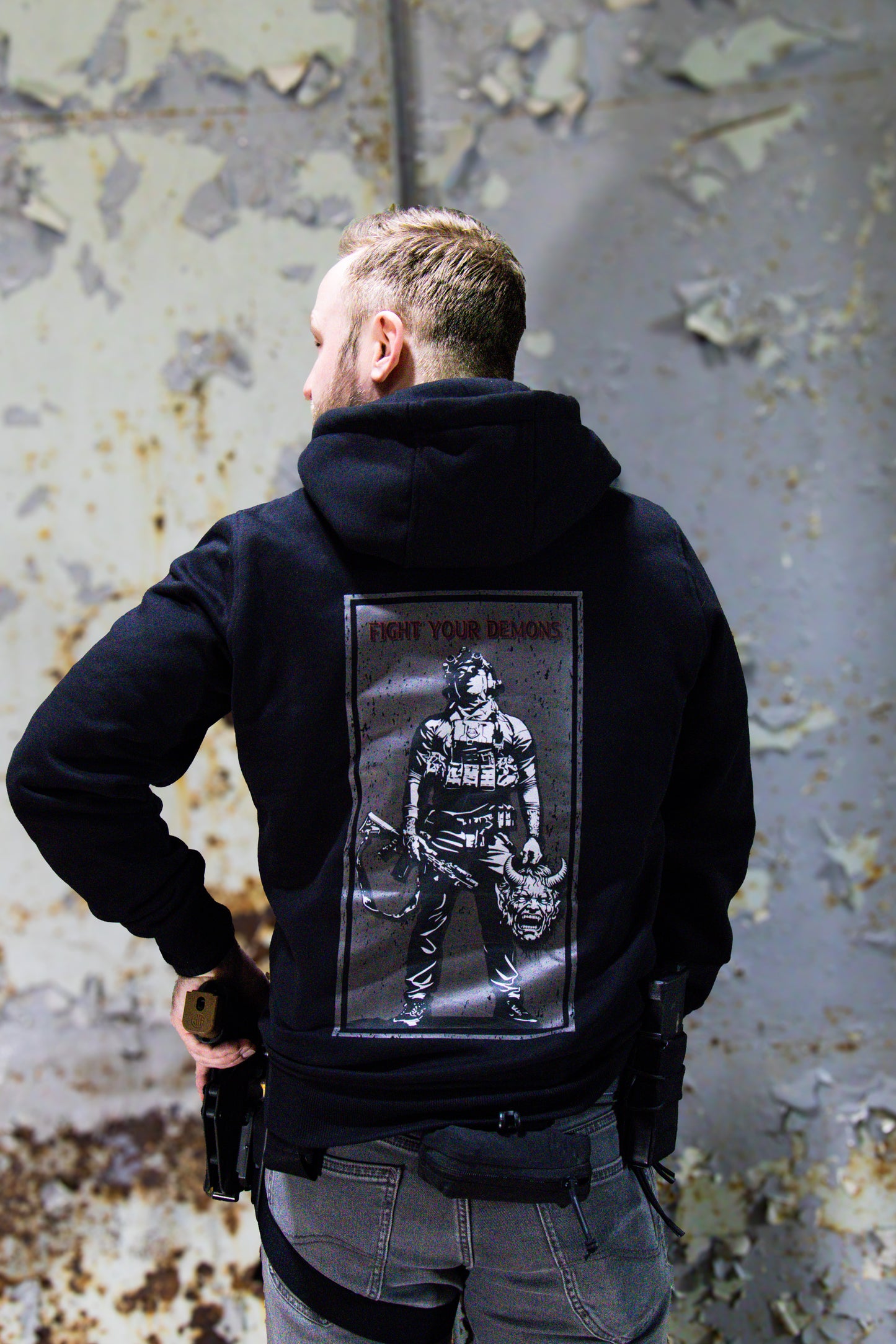 LIGHT ZIPPER - FIGHT YOUR DEMONS