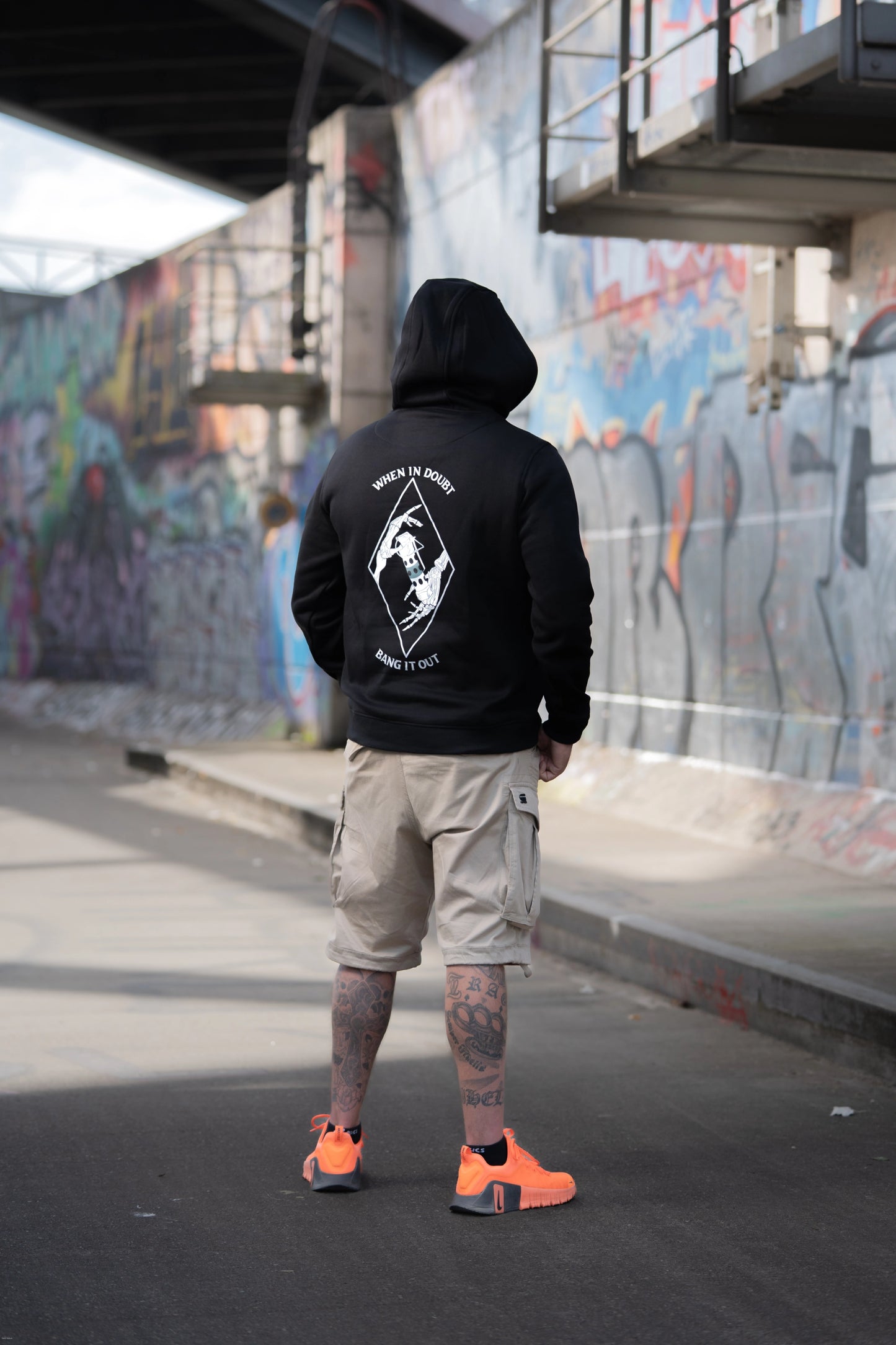 LIGHT HOODIE - BANG IT OUT