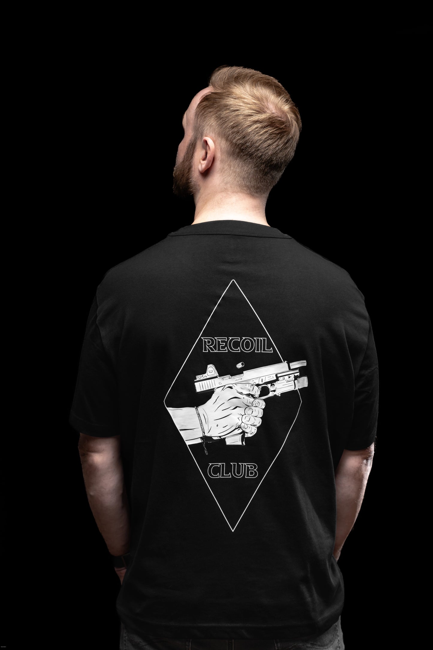 T-SHIRT - RECOIL CLUB