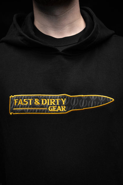 Heavy Hoodie Bullet Frontansicht getragen - Fast and Dirty Streetgear